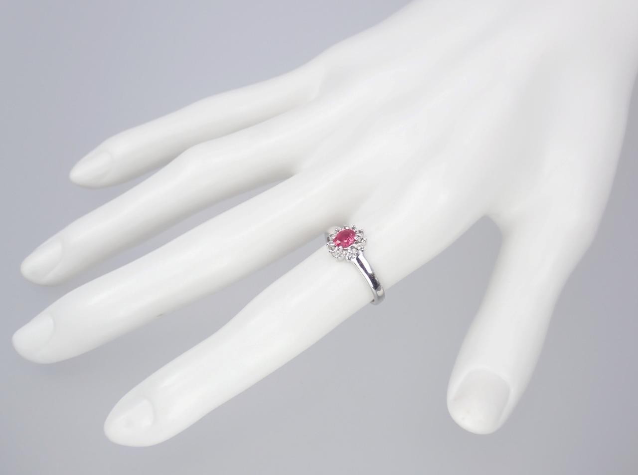 Beautiful Vintage Estate Solid 9K White Gold Red Spinel Floral Ring Size 7