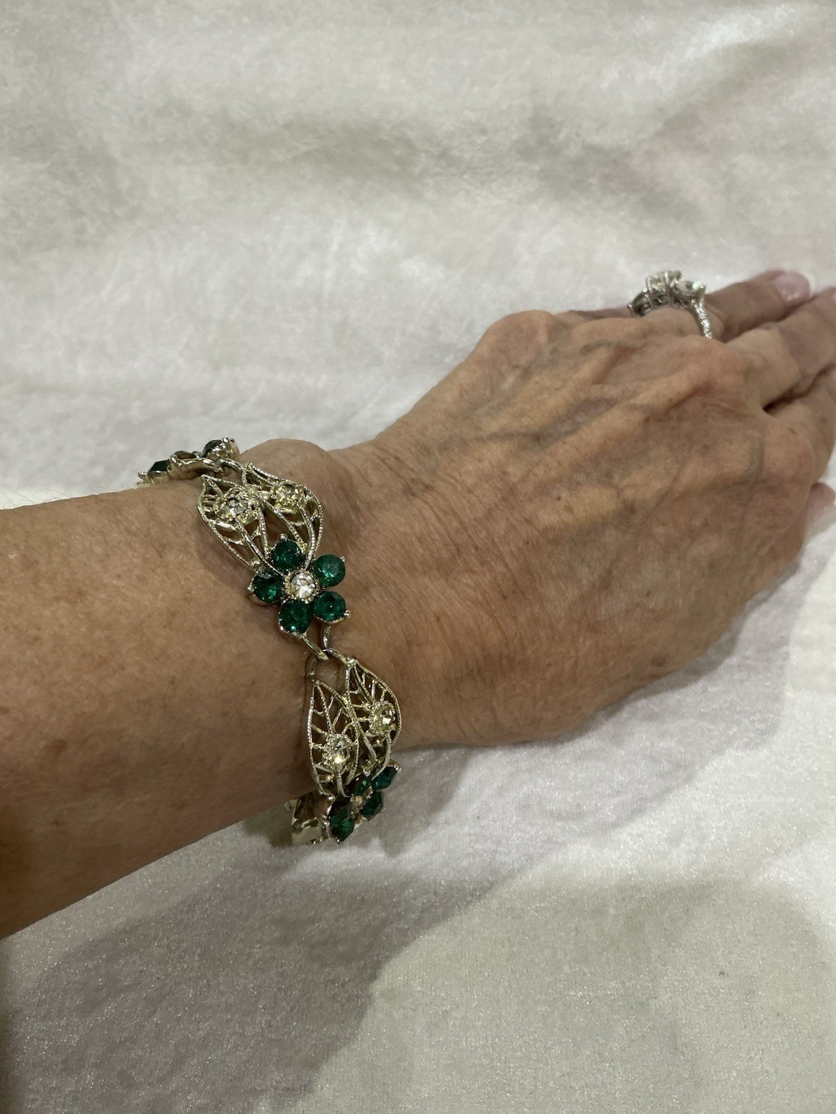 KRAMER, CORO PEGASUS, EMMONS. 3 GORGEOUS BRACELETS!! EXCELLENT CONDITION!