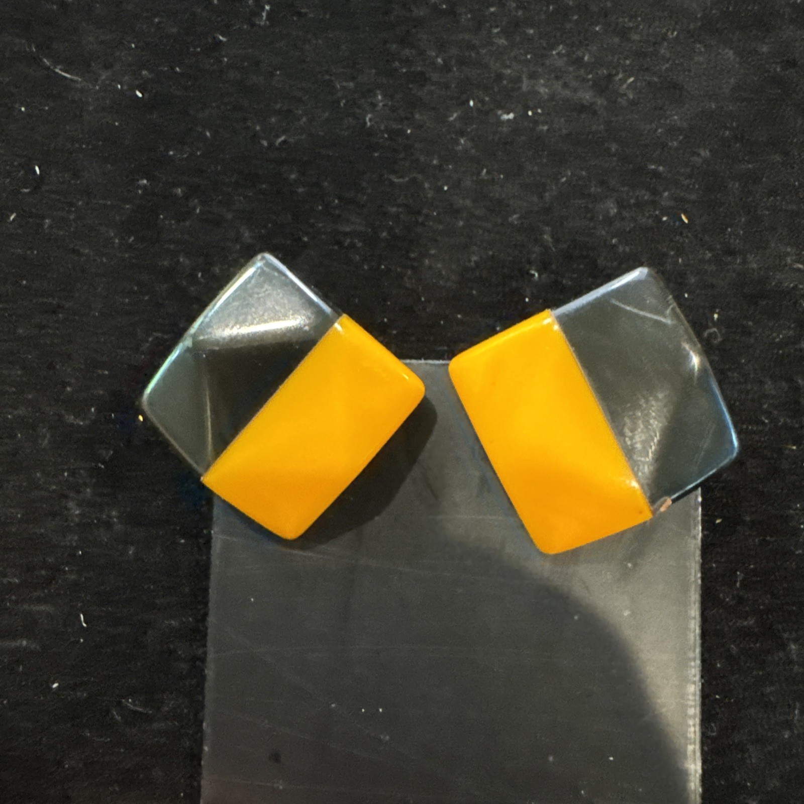 Vintage Bakelite Butterscotch/Black Clip Earrings Geometric MCM Mid Century 3/4”
