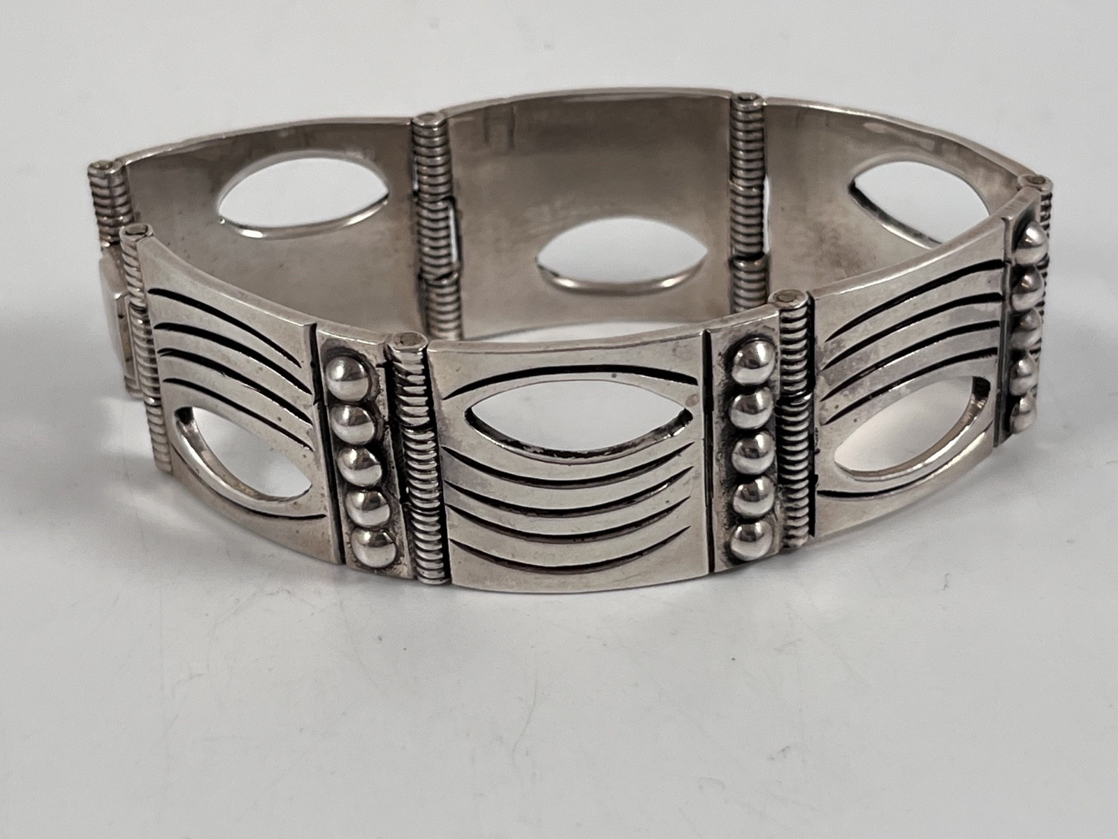 STERLING SILVER MODERNIST VINTAGE MEXICAN PANEL BRACELET 7.5 in