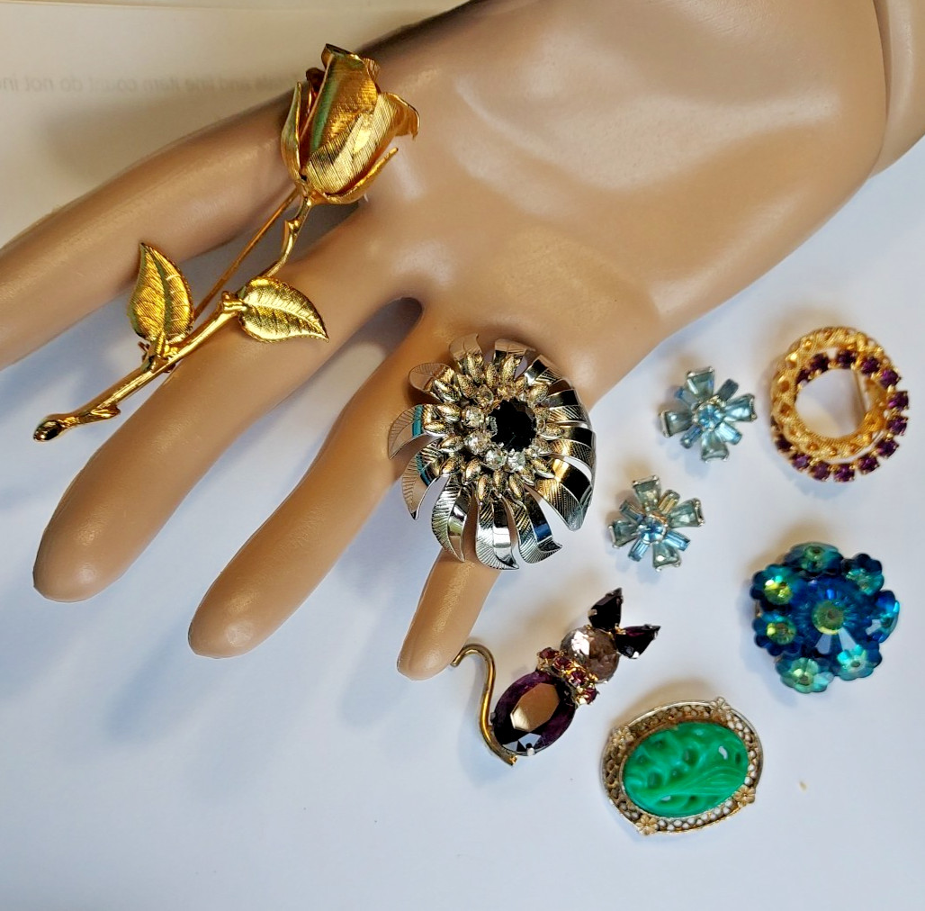 Vintage Pin Assortment Rhinestone Brooch 8 Piece Lot