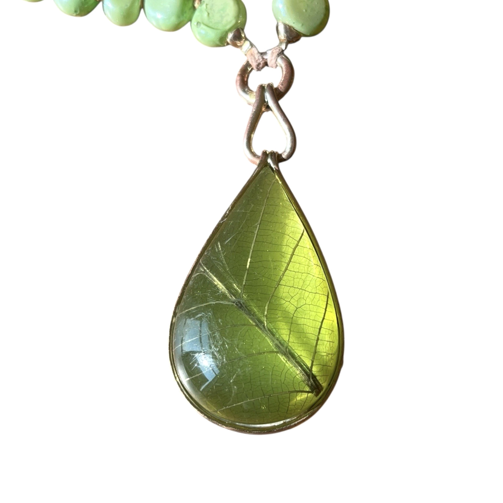 Vintage Monet Necklace Lucite Resin Leaf Pendant Faux Jade Beads Gold Tone Metal
