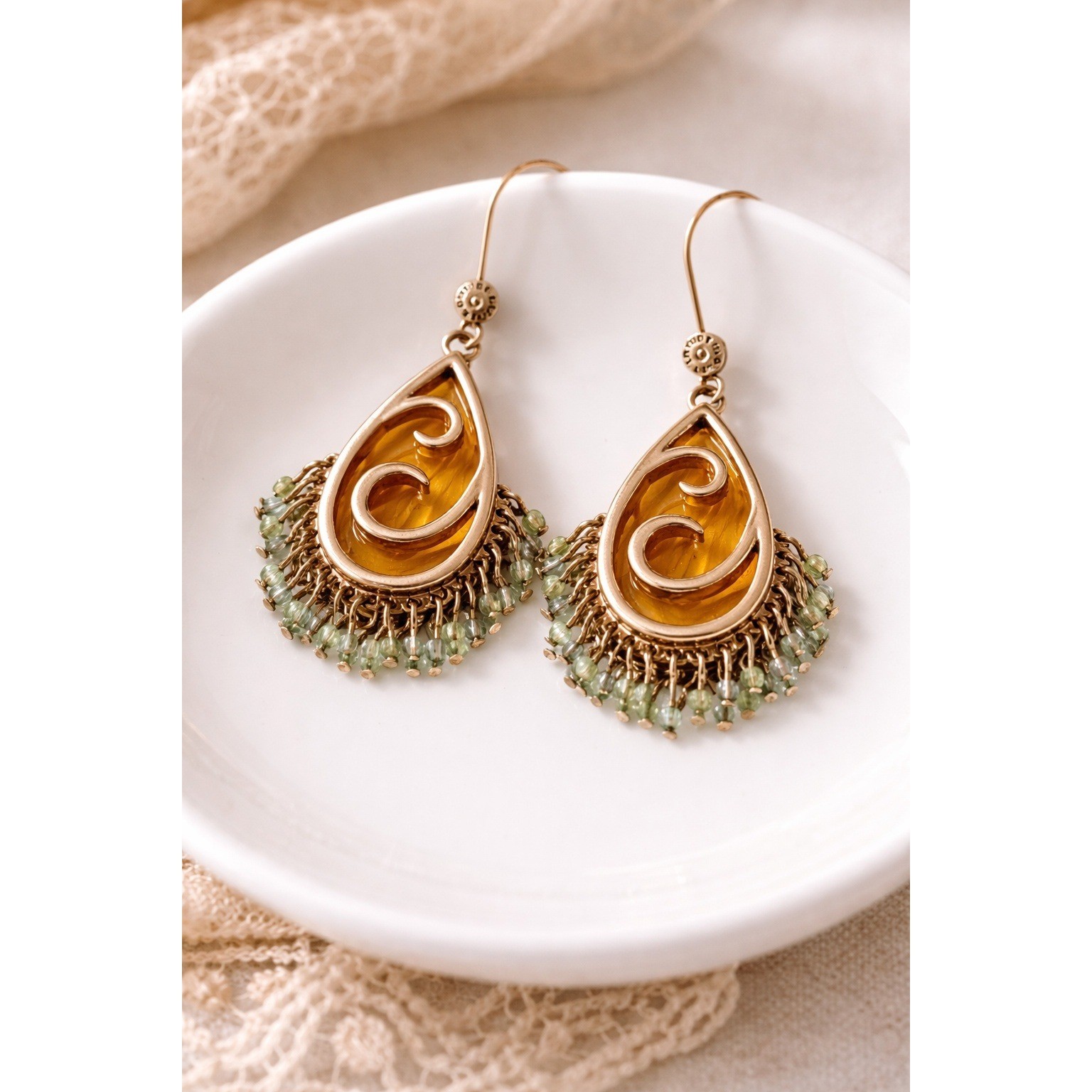 Monet Teardrop Amber Gold Tone Dangle Earrings Beaded Boho Vintage Chic