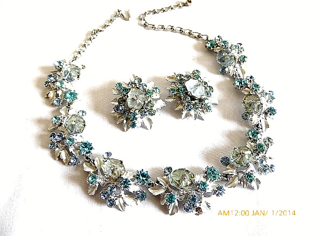 FABULOUS FLORENZA ART GLASS ENAMEL RHINESTONE NECKLACE EARRINGS SET