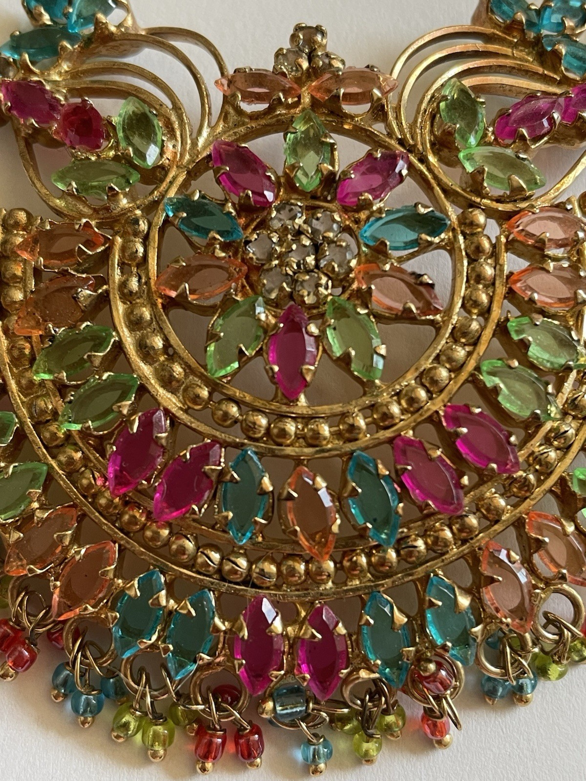 Vintage India Jadau Kundan Style Bollywood Gold Tone Bib Necklace