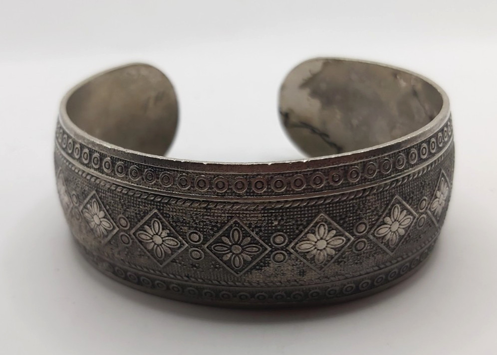 Vintage Ethnic Silver Tone Cuff Bracelet Boho Floral Geometric Stamped Wide Bang