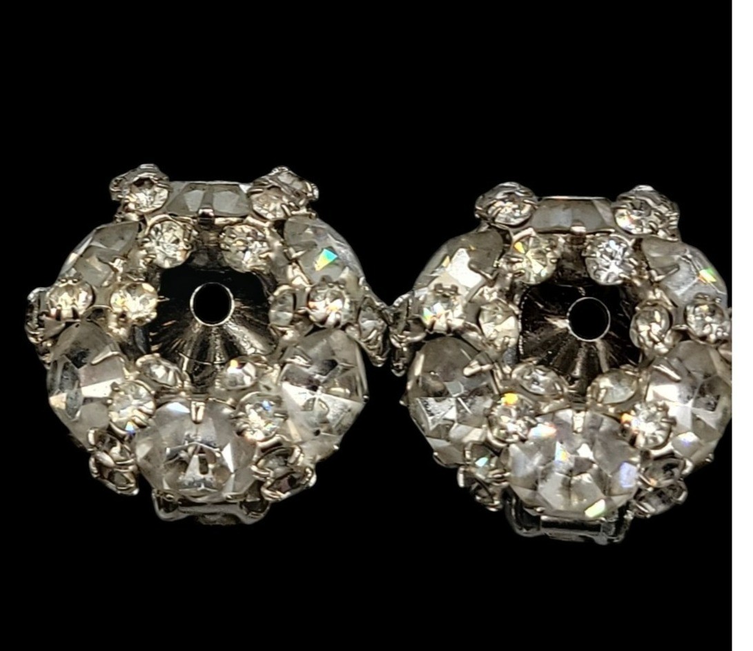 Signed Vintage Warner Clear Rhinestone Wreath Clip On Earrings 1950 Original Box