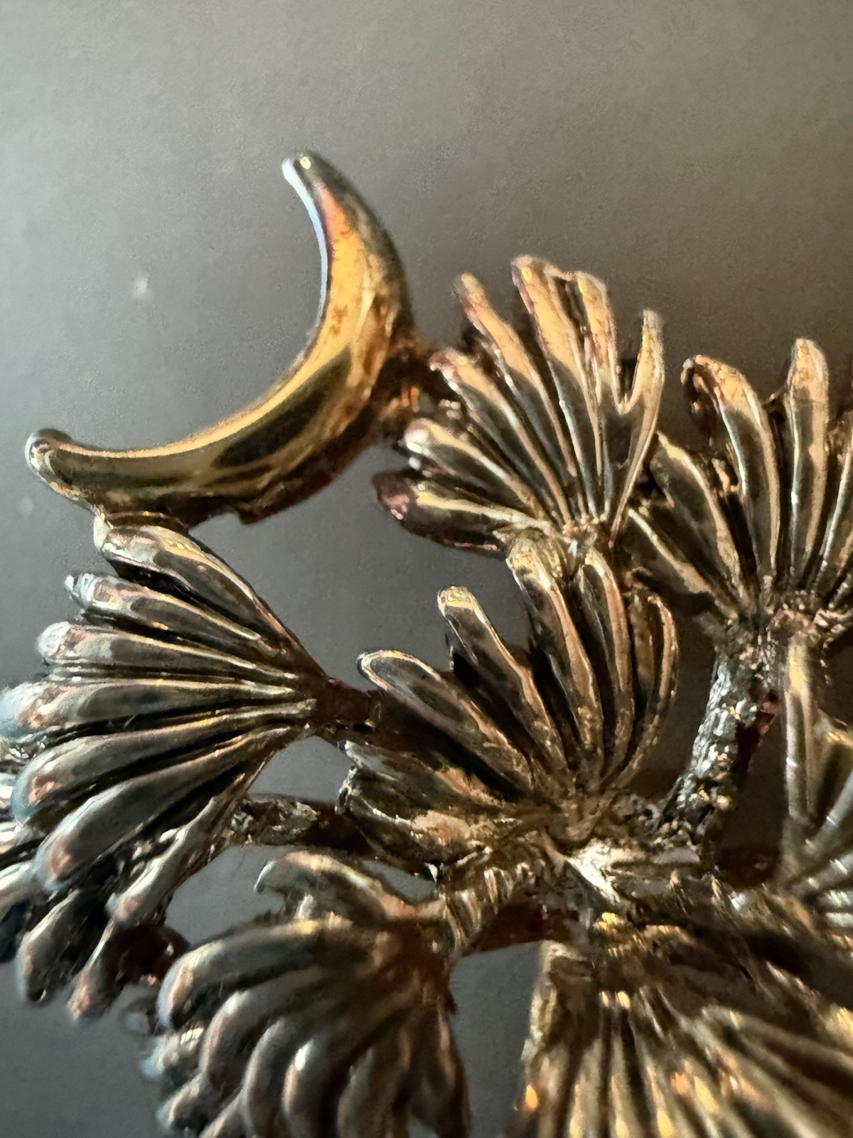 Vintage MJ SIGNED silver & gold tone Palm Tree Crescent Moon / Pendant – Brooch