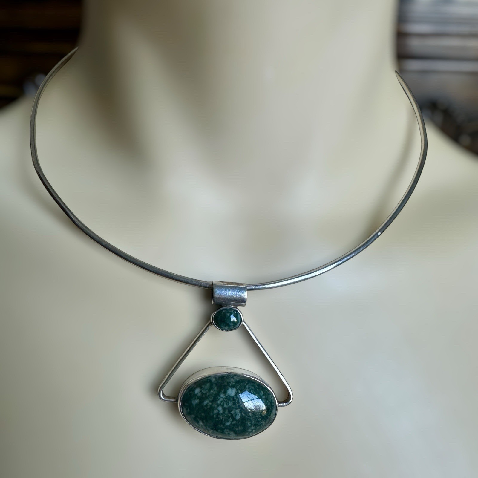 Vintage Pendant Collar Necklace 15.7 Inch Mottled Green Jade 925 Sterling 22.1g