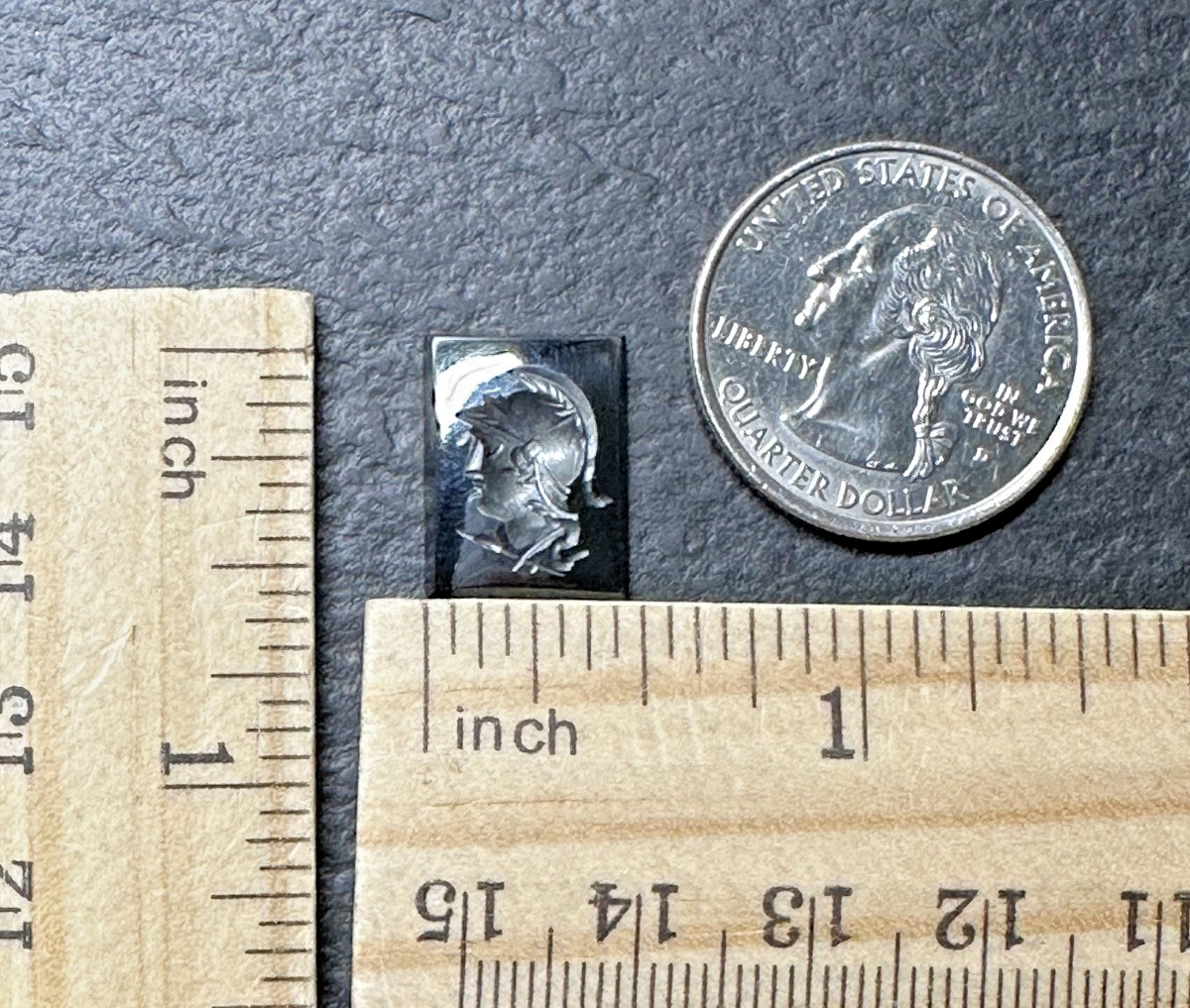 VINTAGE INTAGLIO WARRIOR ON METALLIC BLACK (HEMATITE?) LOOSE RECTANGLE N338