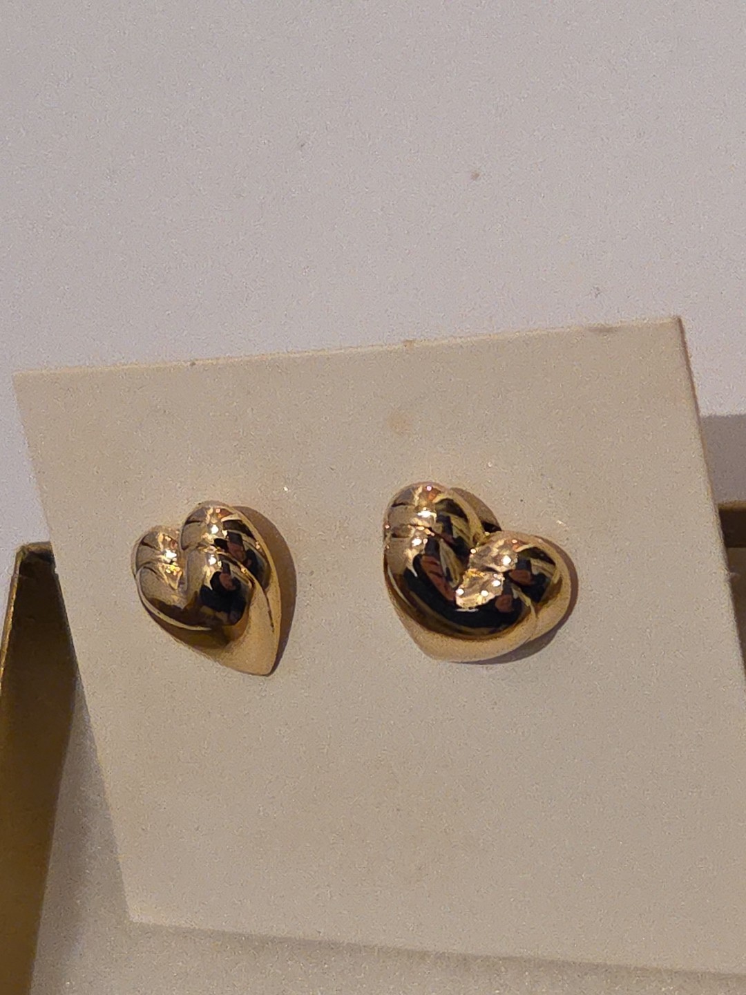 Vintage 1984 Avon Puffed Heart Pierced Earrings Goldtone New With Box