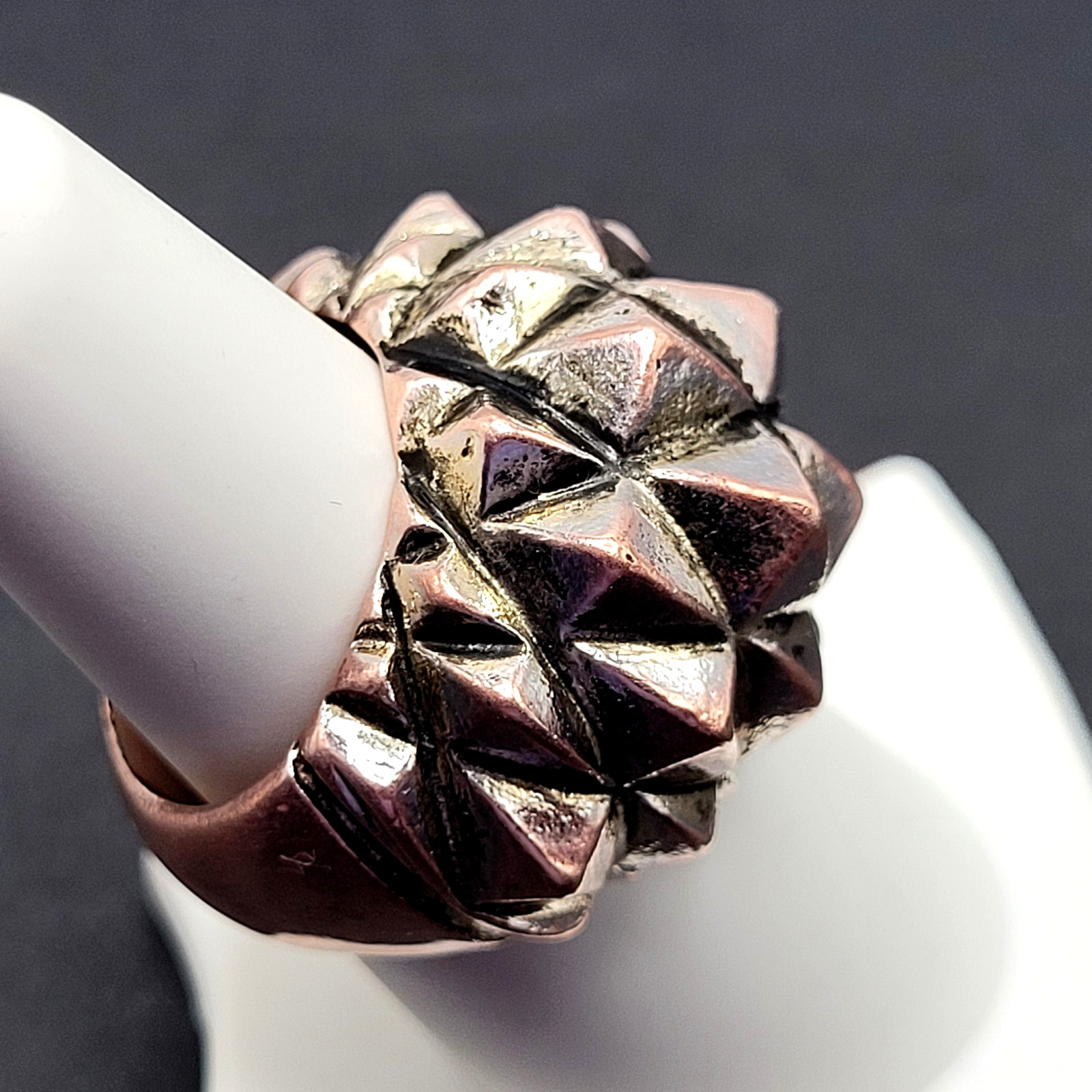 Brutalist Modernist Spike Geometric Pyramid Quilt Dome Mix Metal Tone Ring 6.5