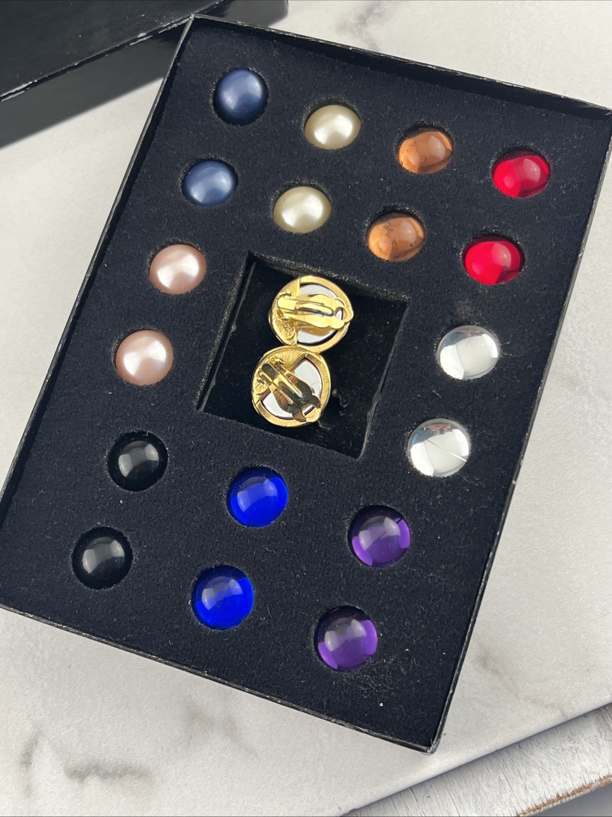 VTG JOAN RIVERS 10 Color Interchangeable Caged Cabachon Clip On Earring Set