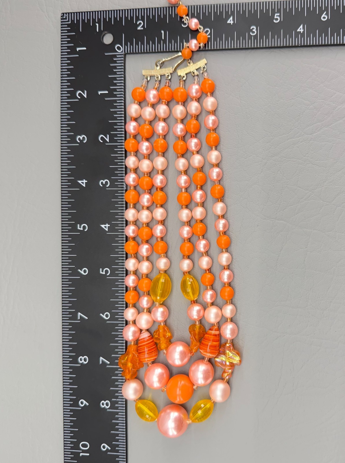 Vintage Beaded Necklace Pink Orange Glass Plastic Bubblegum 13-15″