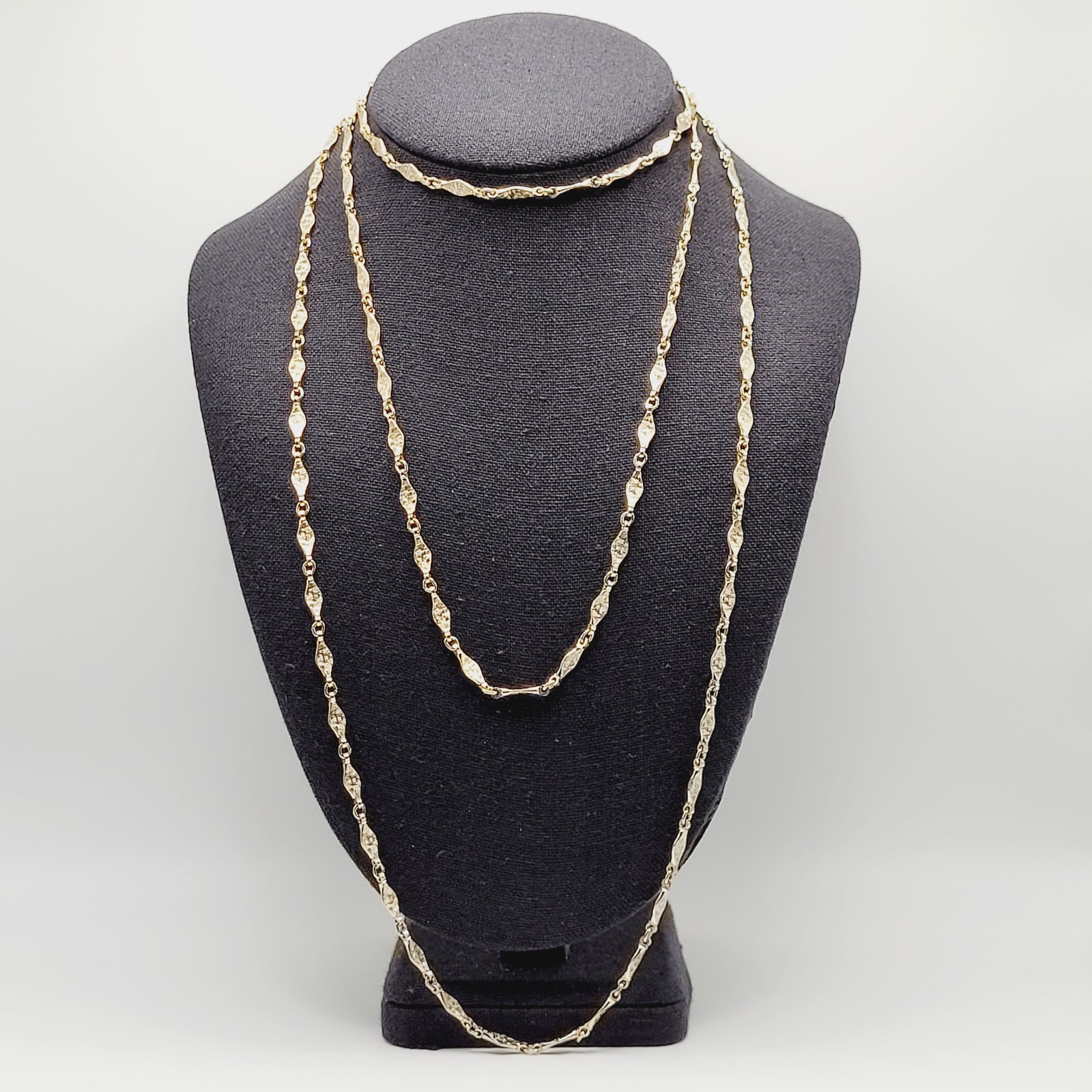 Napier Flapper Length Elongated Textured Link Chain Vtg Necklace Signed 60 Inch