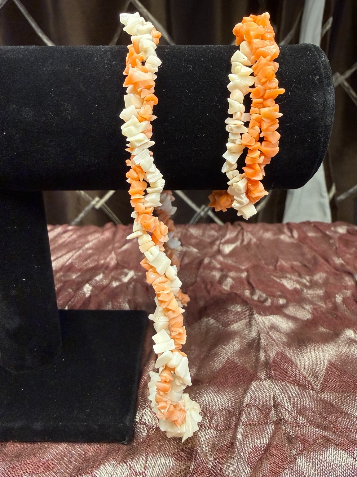 Vintage Avon Peach & Ivory Chip Bead Necklace Bracelet Jewelry Set