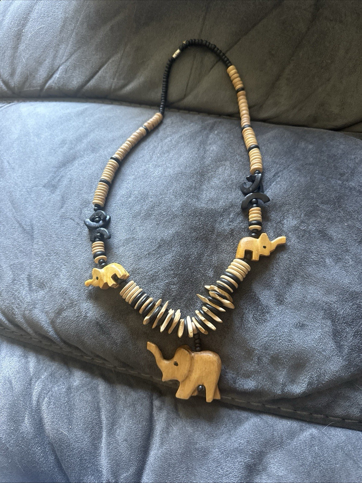 Vintage Elephant And Lion Necklace Carved Wooden Safari African Hand Crafted Art