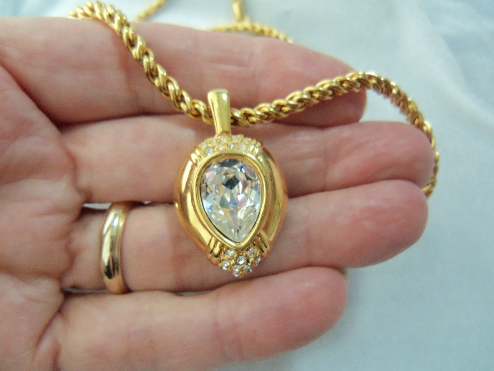 Vintage SAL Swarovski Crystal Pendant Rope Chain Necklace 24′