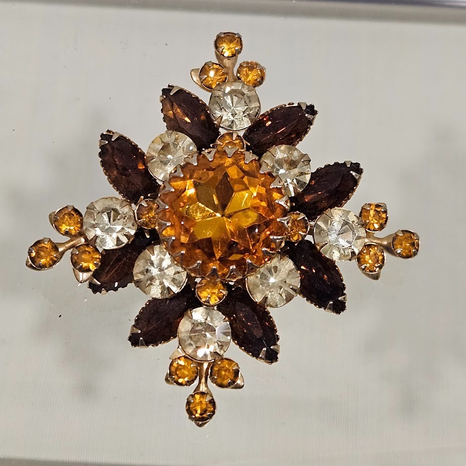 Judy Lee Vintage Golden Brown Yellow Stones Layered Flower Gold Tone Brooch Pin