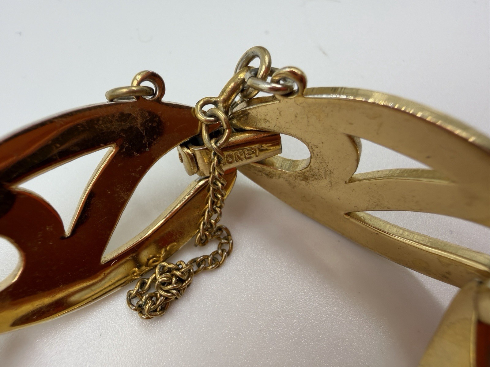 Vintage Bracelet Monet Textured Oval Chain Link Goldtone As IS 8 in Charm H1