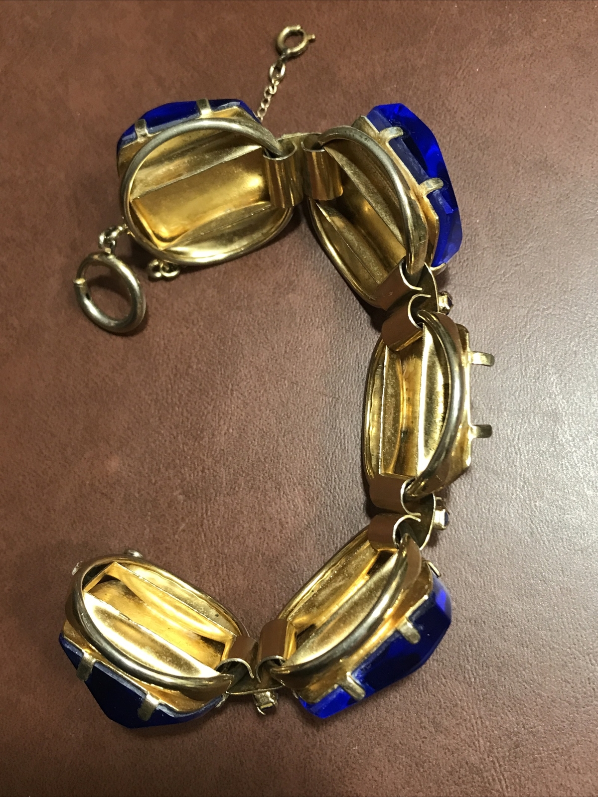 For Parts / TLC VTG Lucite Cabochon Clear Blue 5 Link Bracelet Thermoset Jewelry