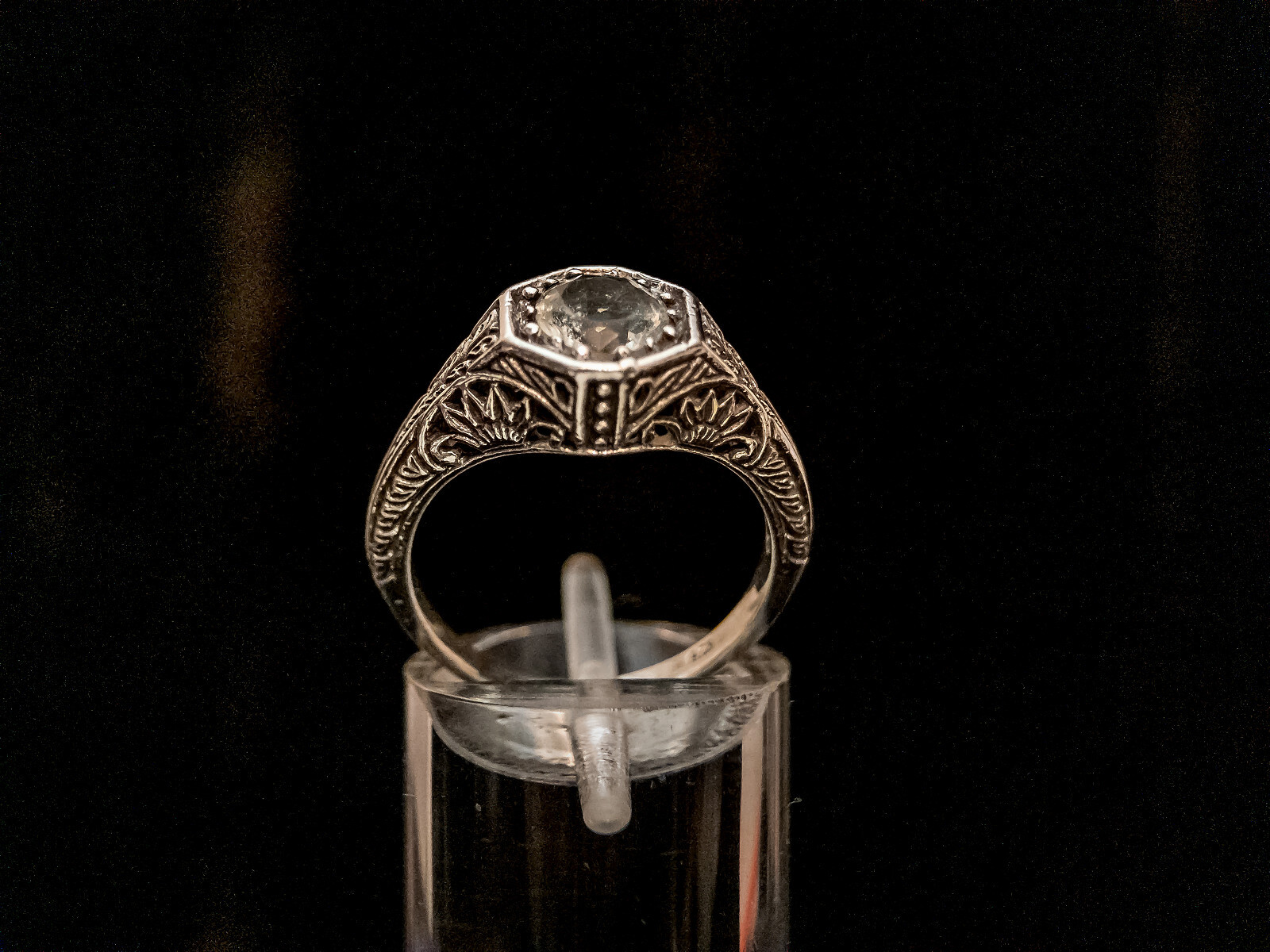 Vintage Sterling Silver Filigreed Openwork Ring with Glass Stone