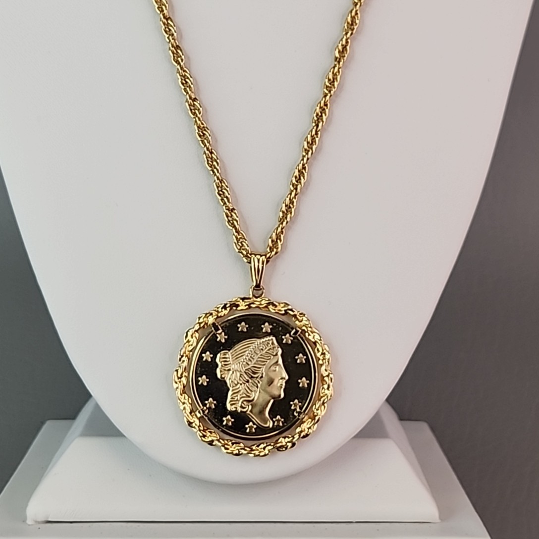 Vintage Avon Bicentennial Coin Necklace Lady Liberty 1976 Gold Tone 28″