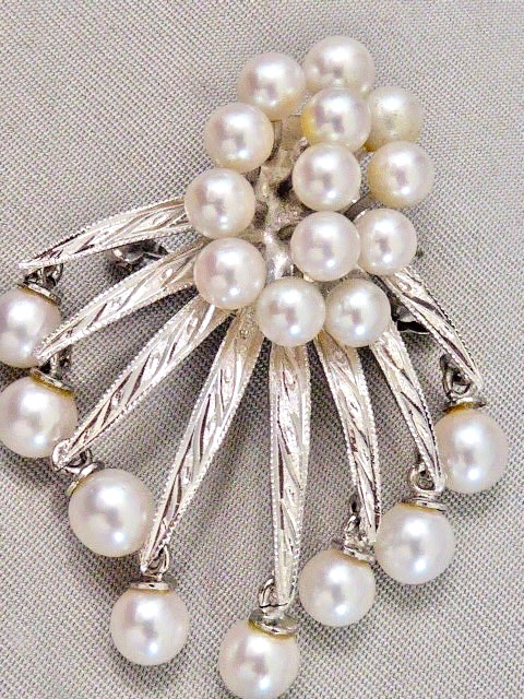 VINTAGE FABULOUS BRIGHT CLEAN CULTURED AKOYA PEARL STERLING 60’S PIN PENDANT