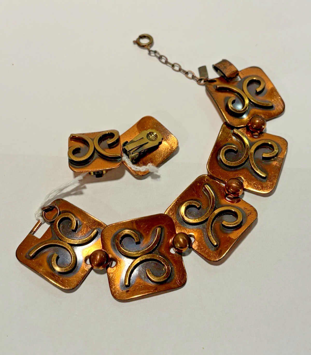 COPPER-Vintage Bracelet & Matching Clip On Earrings Marked Copper. 6.5”