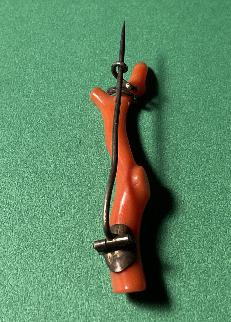 Up for sale is a victorian Branch coral brooch pin. In excellent condition.