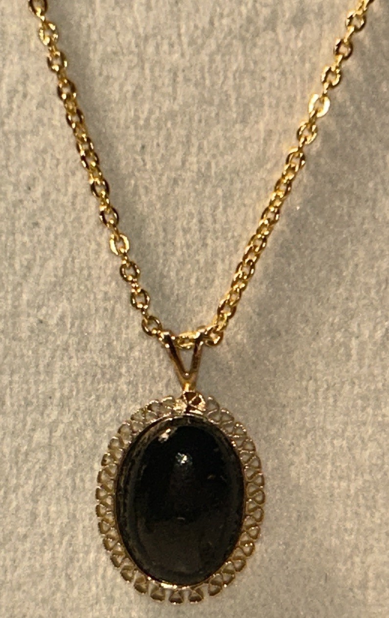 Vintage Kanaloa Pacifica Hawaii Black Coral Necklace Gold Plated Pendant Box 16”
