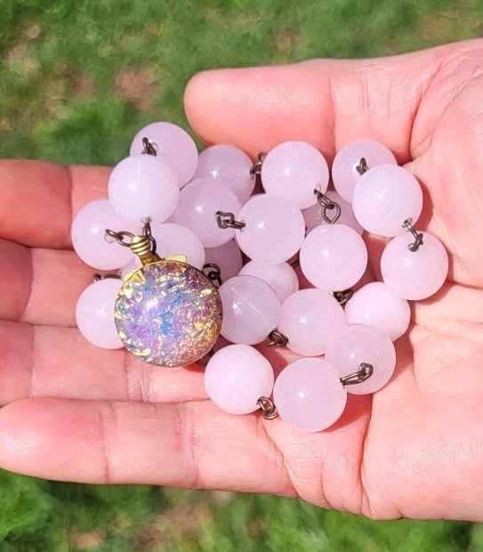 SALE! VINTAGE PINK OPALINE GLASS BEAD NECKLACE SET OPAL FOIL GLASS CAB CLASP