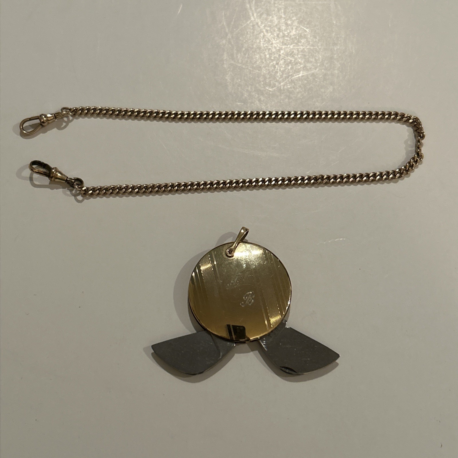 1/20th 12K GF Pocket Watch Chain 13″ & 2 Blade Cigar Cutter FOB