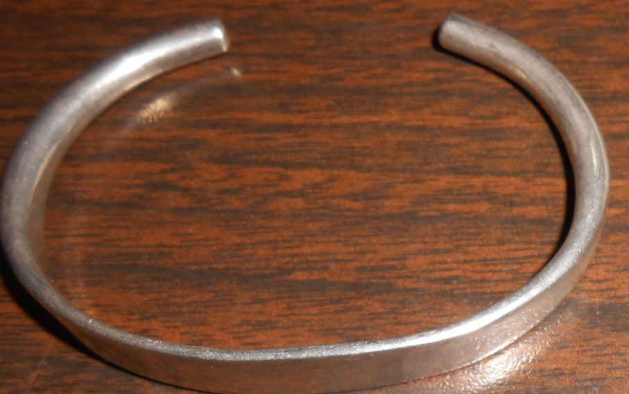 STERLING CUFF BRACELET – PLAIN – MARKED LUR – MEXICO 925 – UNKNOWN MARK 19.30g