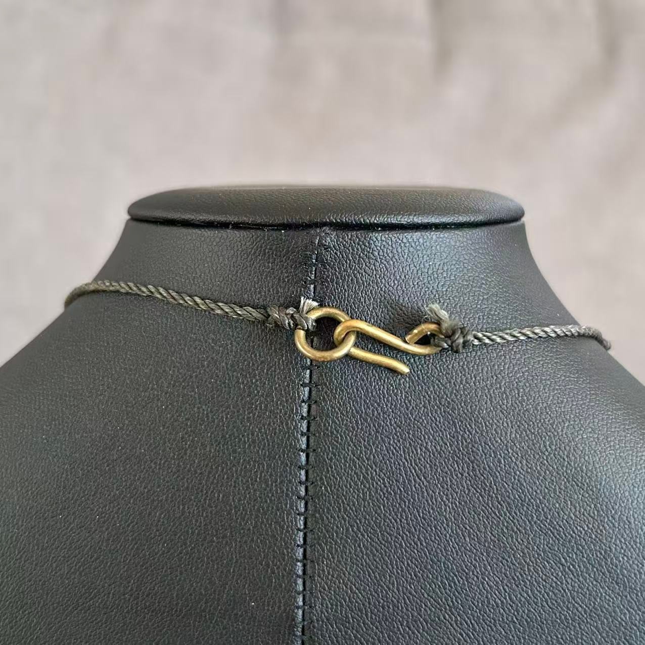 Vintage Signed MJC Brutalist Modernist Abstract Pendant Necklace Bronze Tone