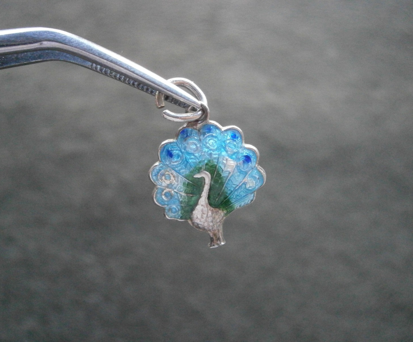 Small Peacock Bird Vintage Sterling Silver Enamel Bracelet Charm Pendant 1.0g
