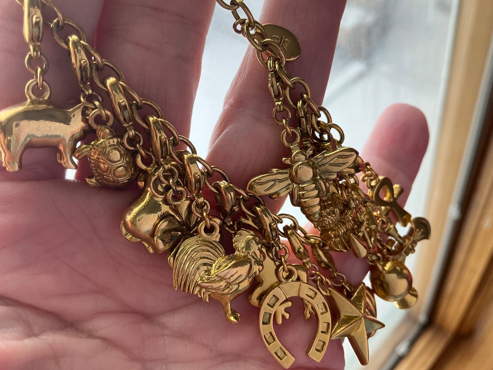 Gold tone Heavy Charm BRACELET with individual Removable Good Luck charms 🍀