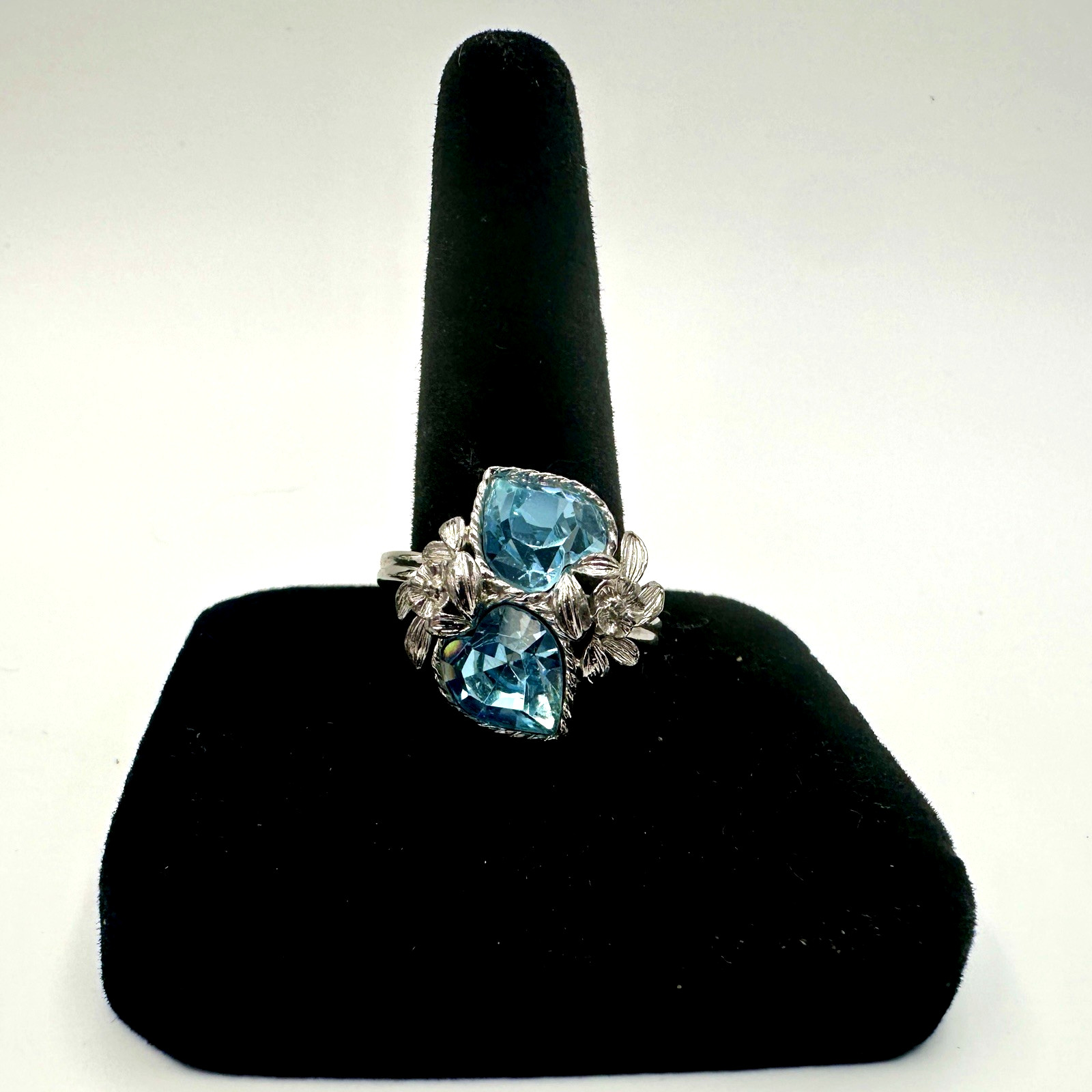 VTG Sarah Coventry Love Story Ring Aqua Blue Glass Heart Floral Silver Tone Sz 7