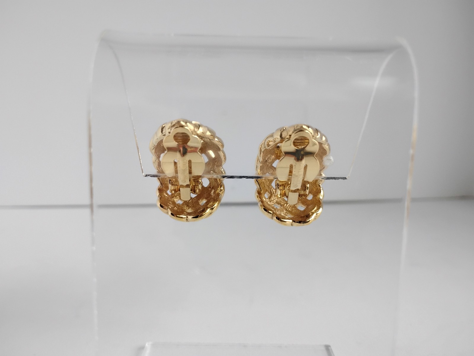 VTG Givenchy Clip On Earrings Lg Tapered Basket Weave Goldtone Signed France 1″