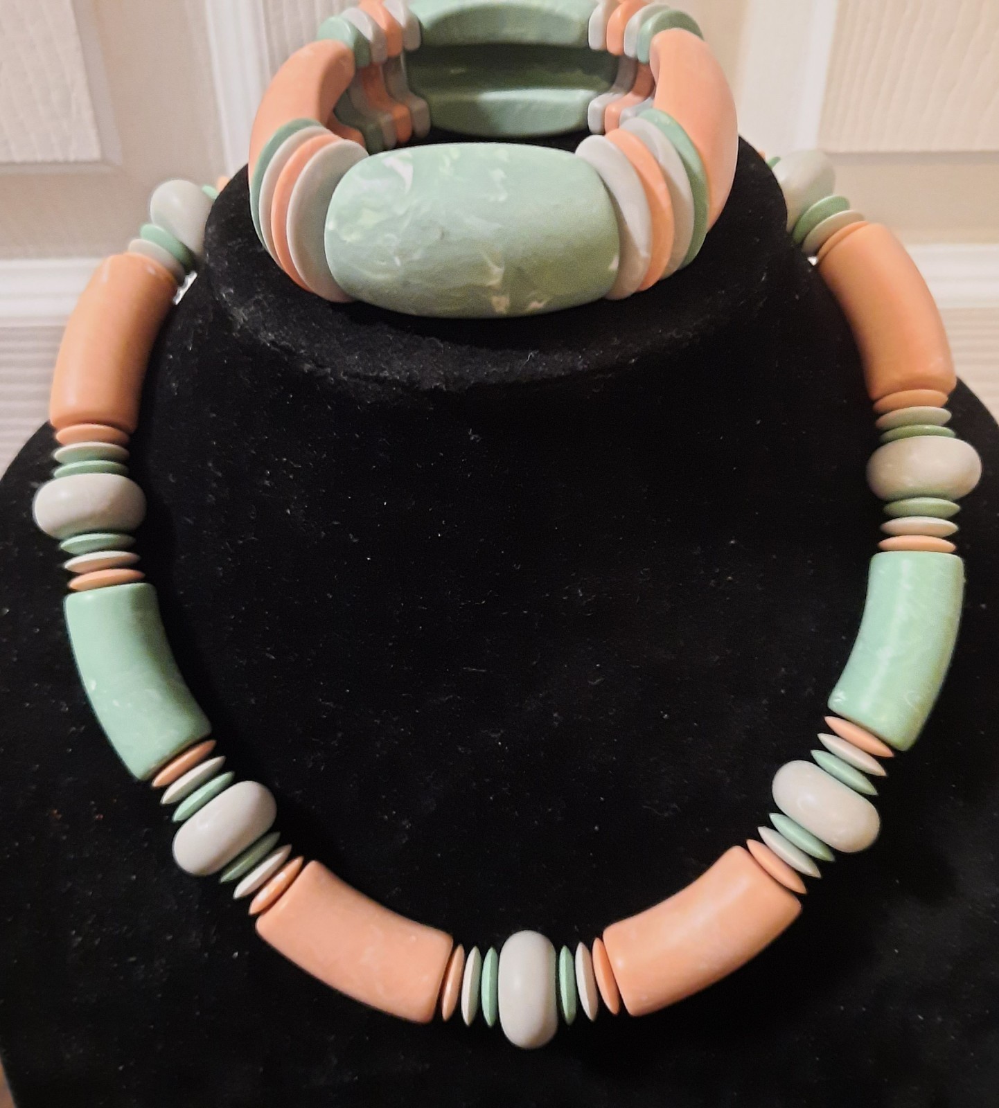 Vintage Avon Sun Bleached Colors Collection Necklace And Bracelet~Excellent Cond