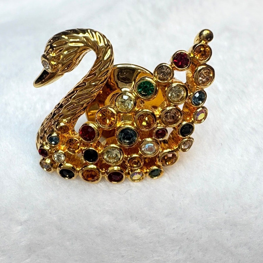 Swarovski Swan Brooch – Multicolor Crystal Gold‑Tone Pin