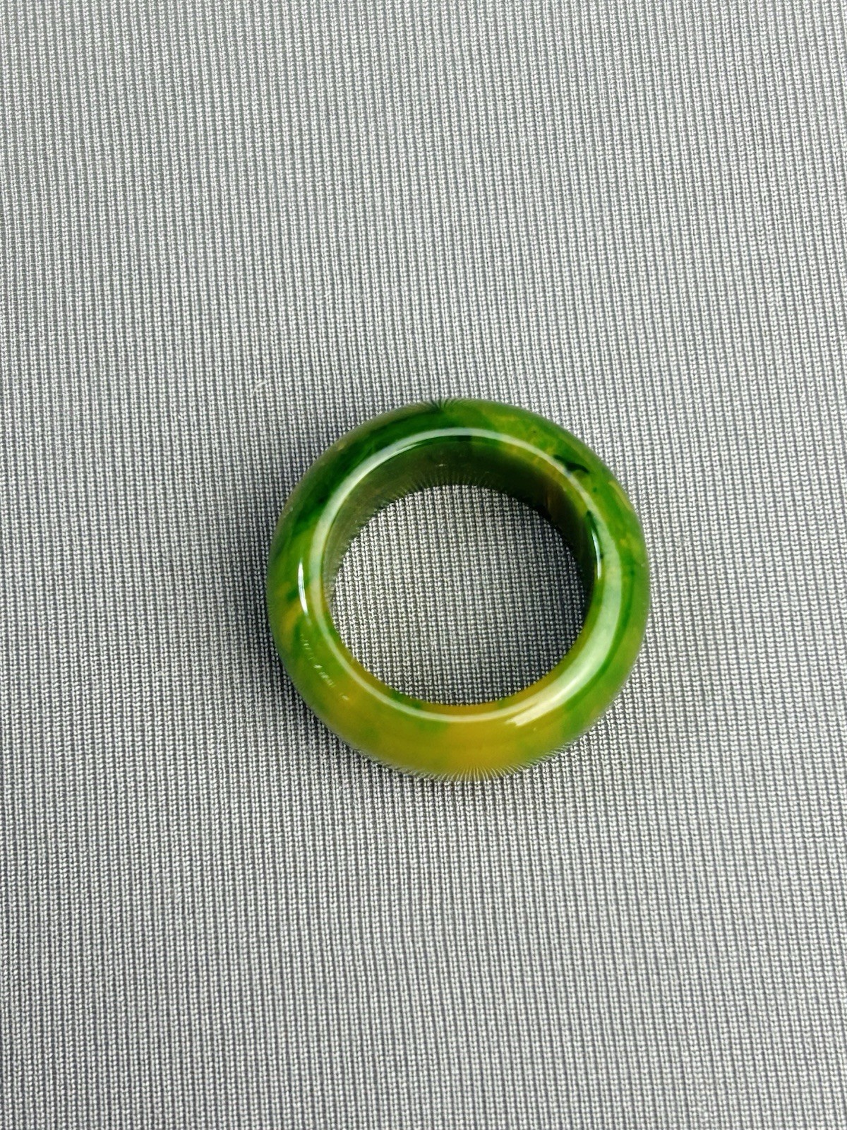 Bakelite Size 6.5 Vintage Green Marbled Chunky Ring