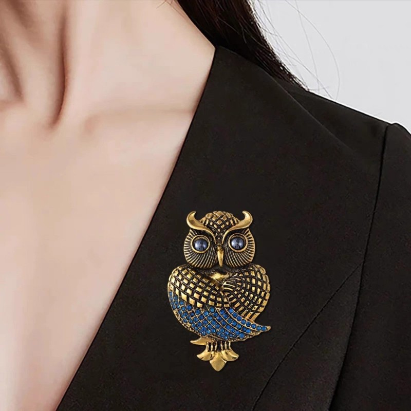 Elegant Owl Rhinestones Brooch Zinc Alloy Craft for Stylish Outfit Enhancement