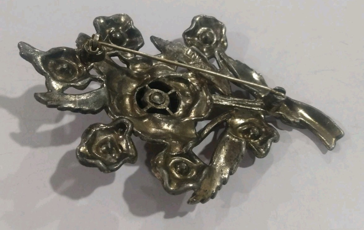 Little Nemo Rhinestone Brooch 1940s Clear Gun Metal Tone VTG Floral Bouquet 3.5″