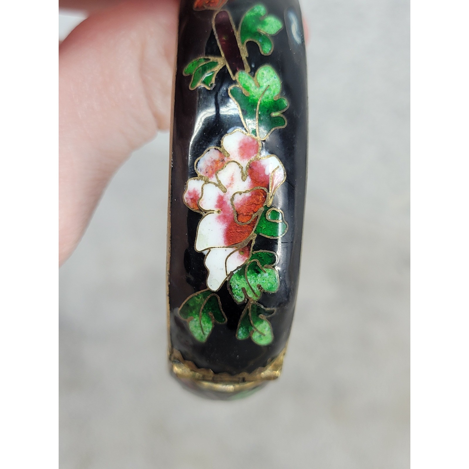 Vintage Cloisonne Enamel Floral Bangle Bracelet Black Gold Hinged Box Clasp 2.25