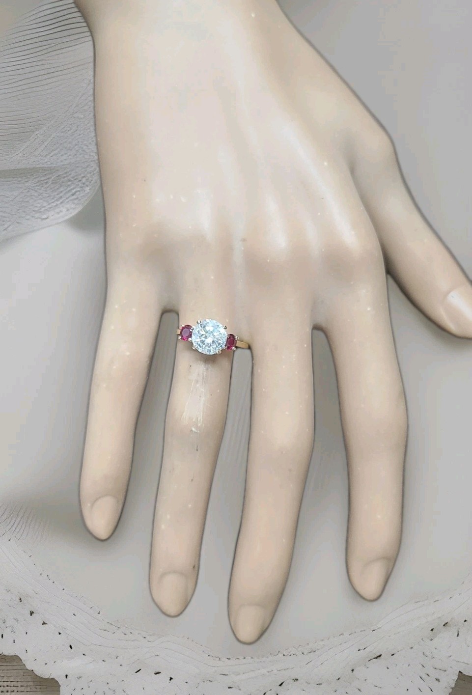 14K Yellow Gold Engagement Three Stone Ring 1.64CT.Natural Round Cut Diamond