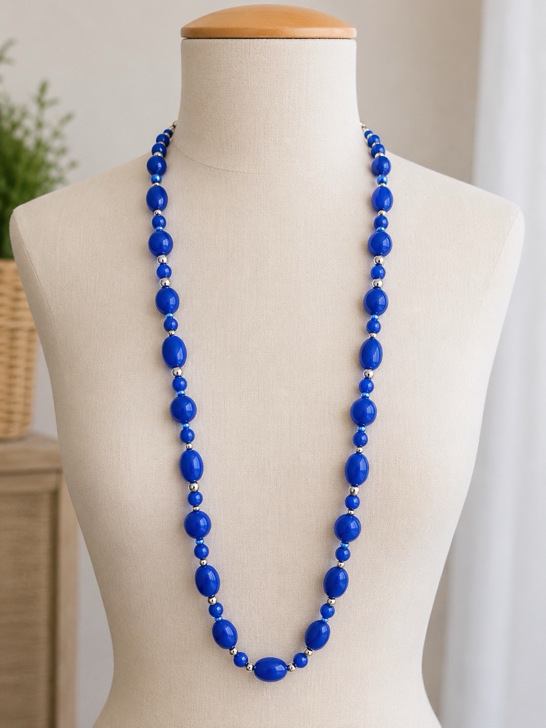 Vintage Genuine Lucite Cobalt Blue Beaded Necklace Made in Hong Kong 32”