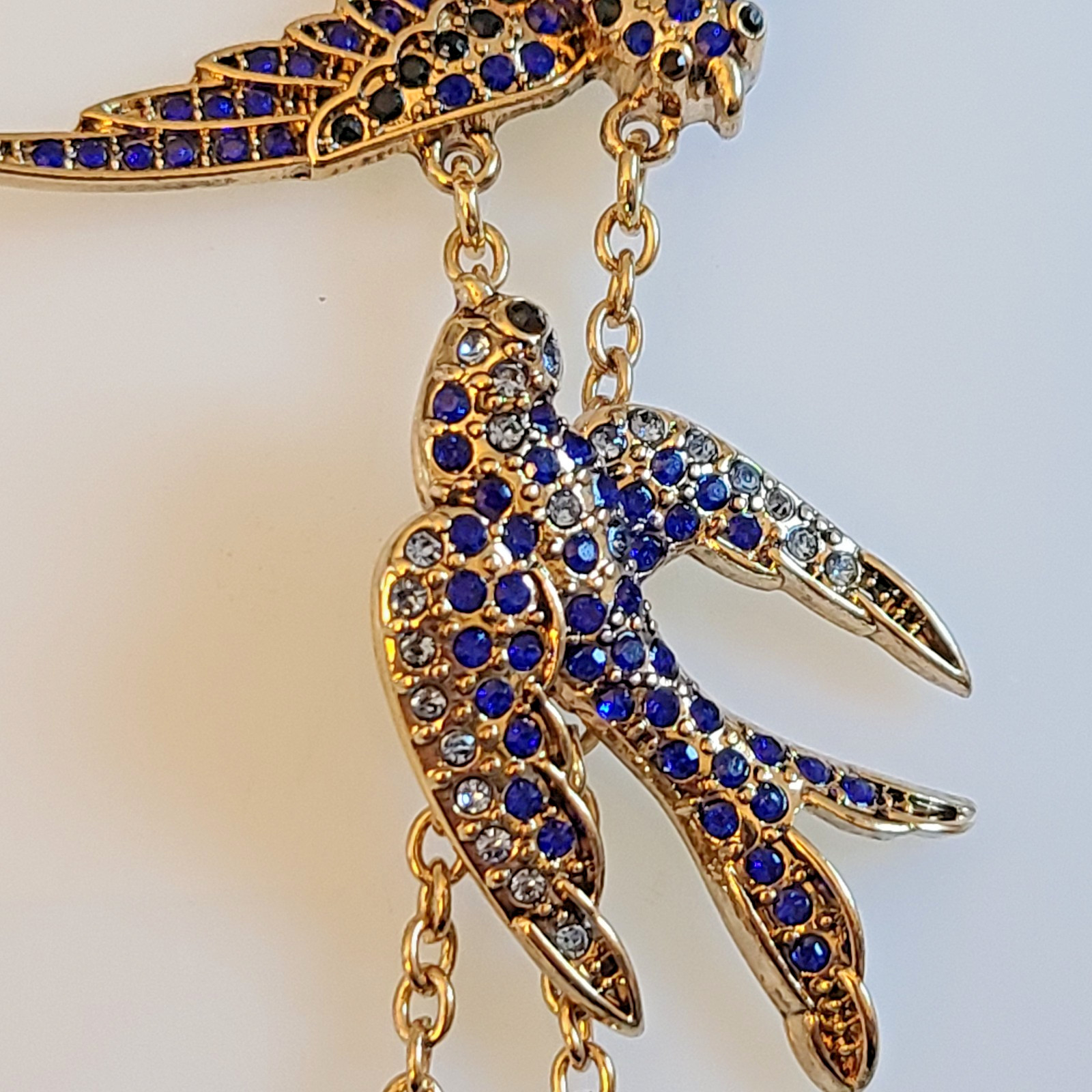 Signed Lihangyuan Twin Flying Birds Necklace Blue Rhinestone Black Bead 5″ Drop