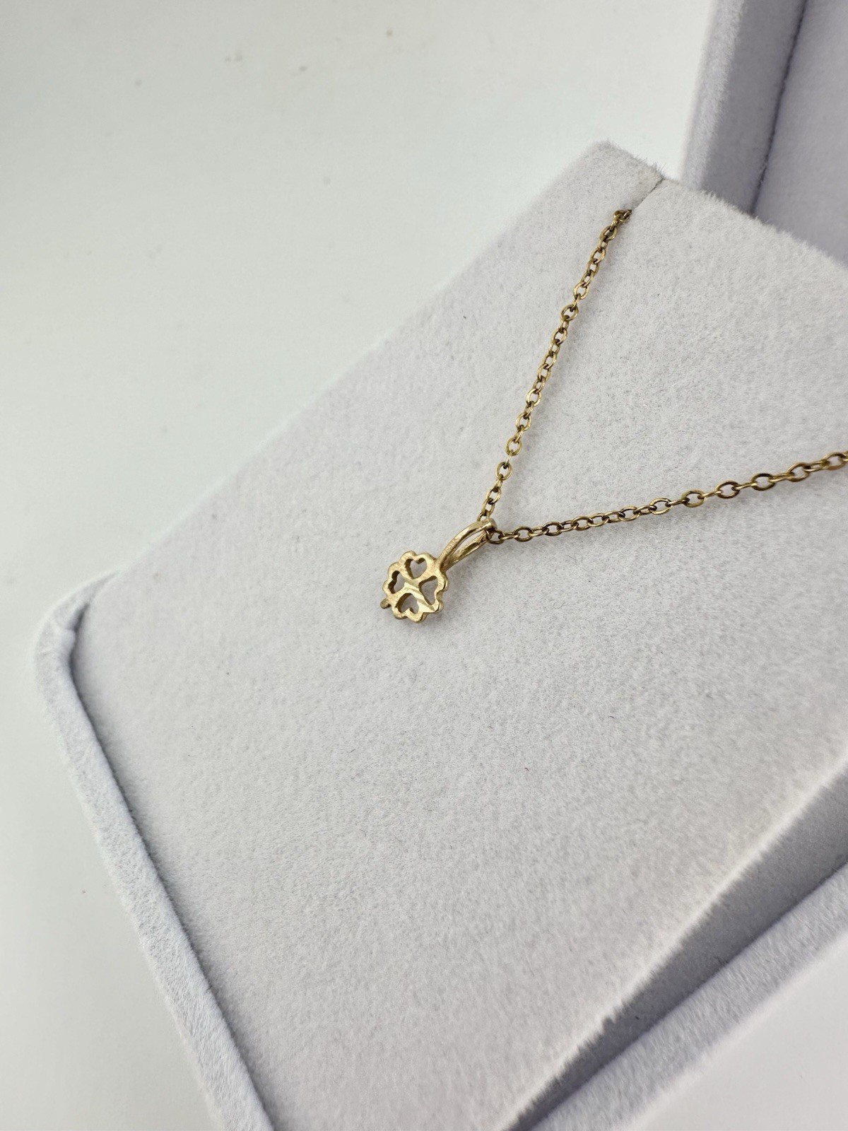 VTG 14k Yellow Gold Solid 4 Leaf Clover Heart Charm Pendant Signed Tiny Read