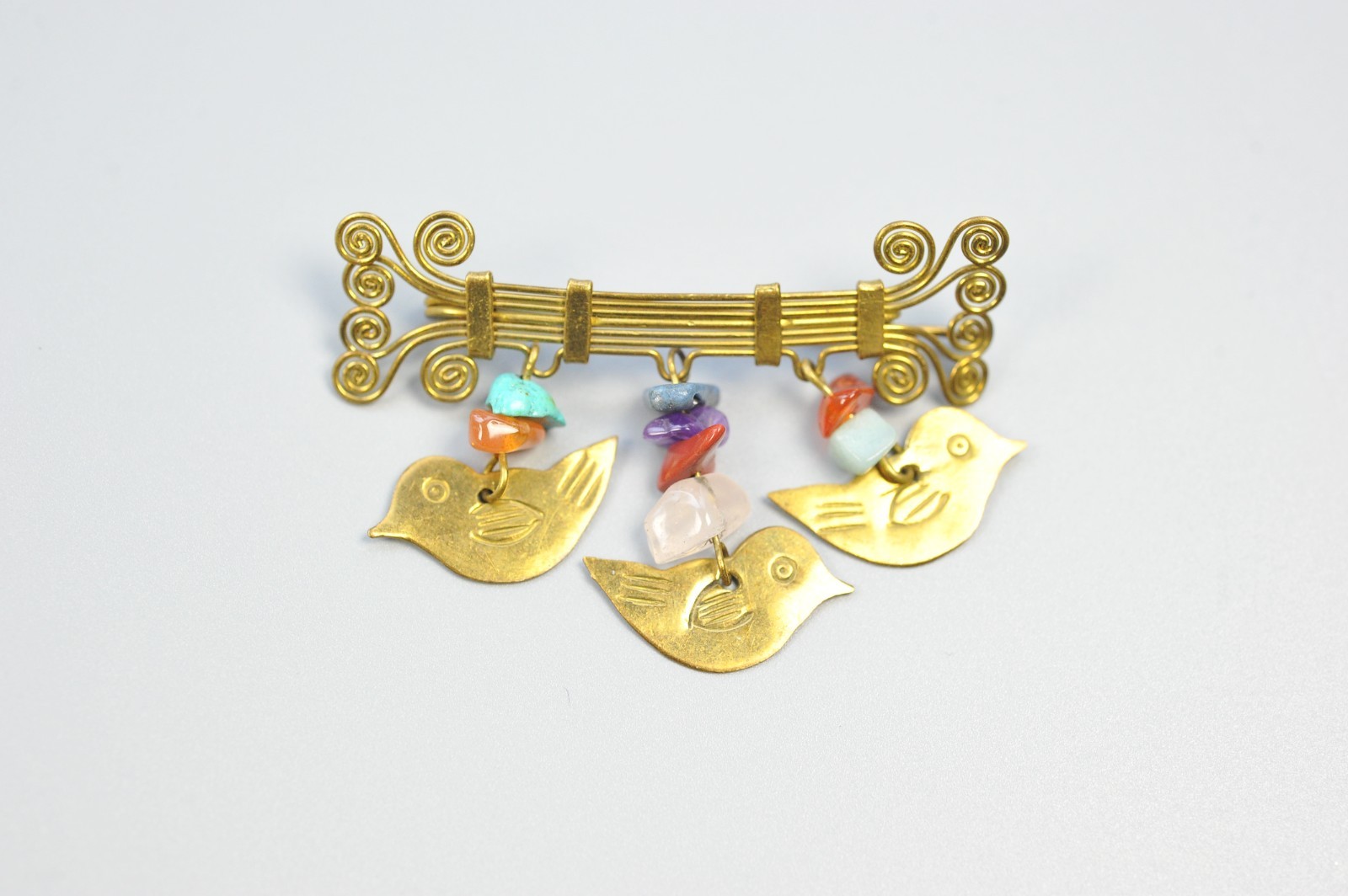 Vintage Brooch studio Bird dangle agate chip boho Birder birds T5